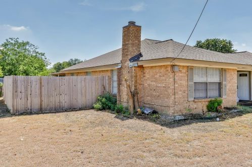 7320 Davis Blvd, Fort Worth TX  76182-6151 exterior