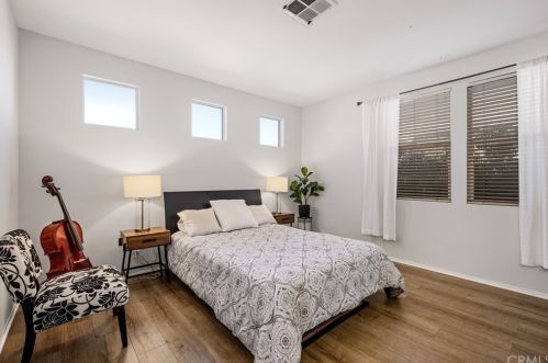 12 Three Rivers, Irvine CA  92602-1029 exterior