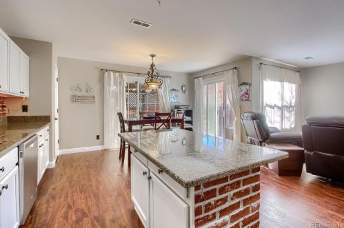 15972 Nichols Ave, Englewood CO 80112-4640 exterior