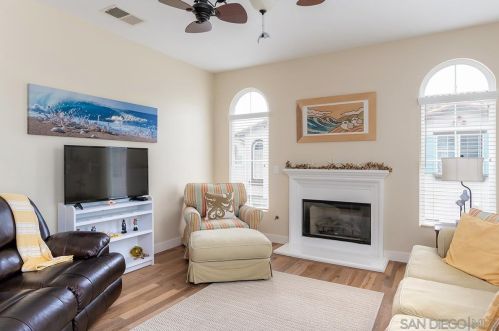 285 Reef Point Way, Oceanside, CA 92058-0843