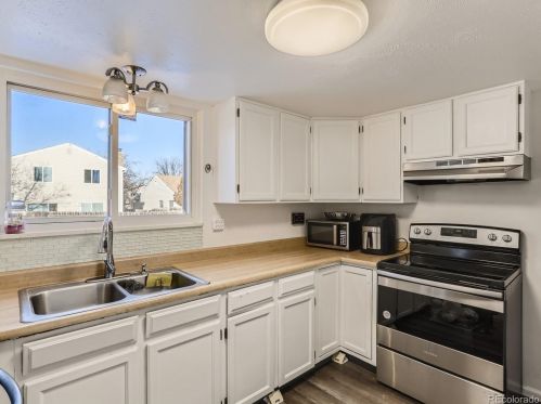 14561 Adriatic Pl, Denver CO  80014-1501 exterior