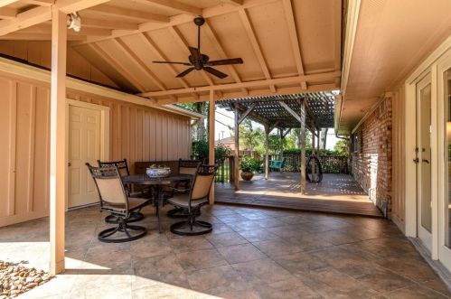 2006 Willowwisp, Taylor Lake Village TX  77586-3311 exterior