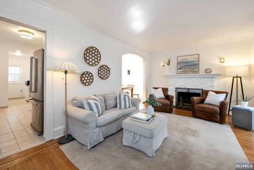 656 Linwood Ave, Ridgewood, NJ 07450-3546