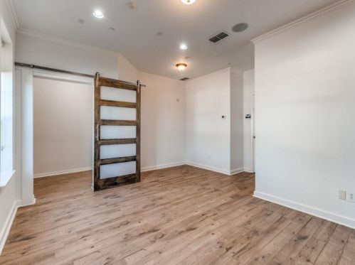 3942 Sugar Tree Way, Addison TX  75001-4424 exterior