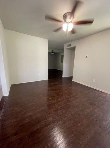 5305 Saddleback Rd, Garland TX  75043-3616 exterior