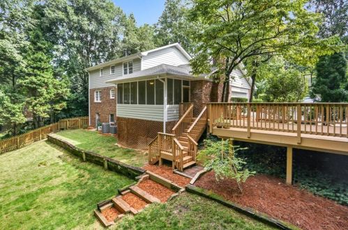 5038 Heatherdale Ln, Atlanta GA  30360-1669 exterior