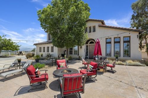 18570 Pinecone Ln, Riverside, CA 92504-9421