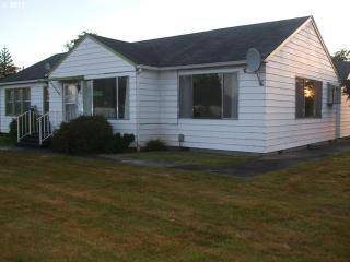 12113 192nd St, Battle Ground, WA 98604-7354