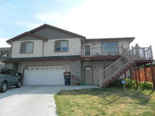 2363 33 St, Eagle Crest OR  97756-9493 exterior