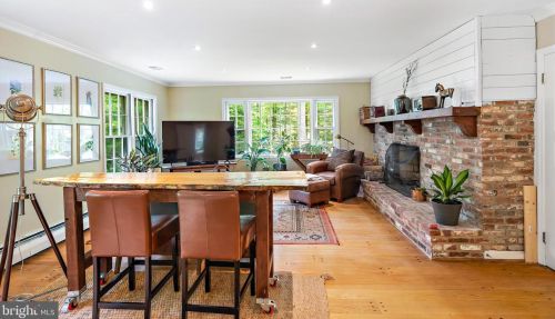 12201 Remington Dr, Silver Spring MD 20902-1533 exterior