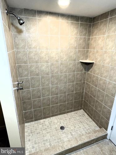 5732 16th St, Philadelphia PA  19141-1702 exterior