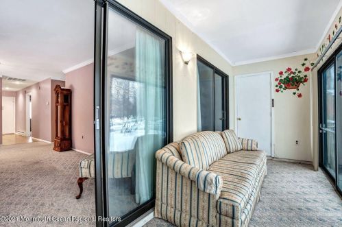 3 Manchester Ct, Tinton Falls NJ 07701-5492 exterior