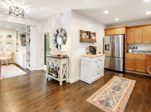 2140 Medfield Trl, Atlanta GA  30345-3010 exterior