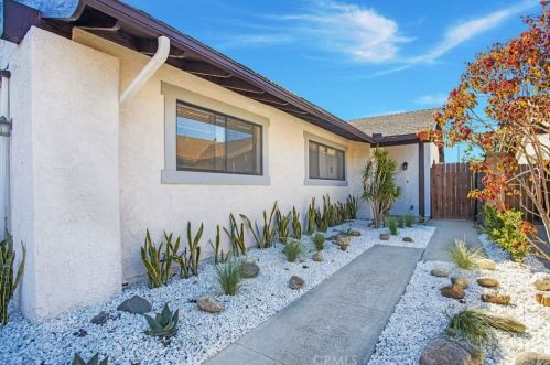 744 Fairway Dr, Orange, CA 92866-3106