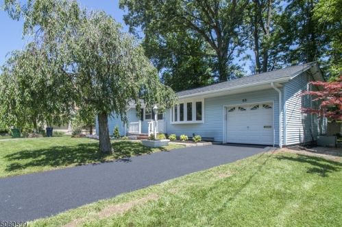 50 Sherold Rd, Clark, NJ 07066-3127