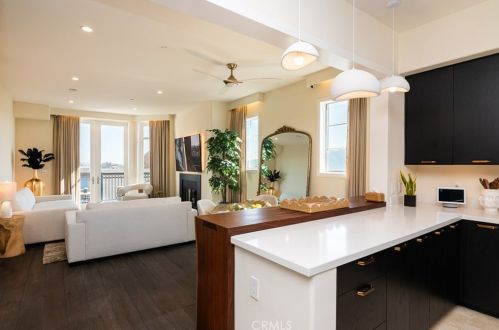 670 Caruso Ave, Glendale CA  91210-1519 exterior