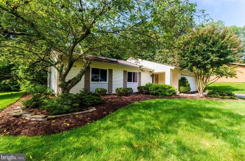 12603 Millbank Way, Herndon, VA 20170-2824