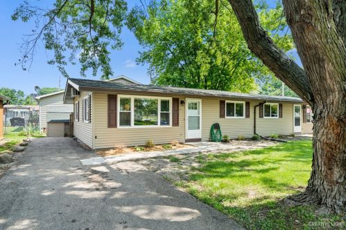 110 Pine St, Somonauk, IL 60552-9765