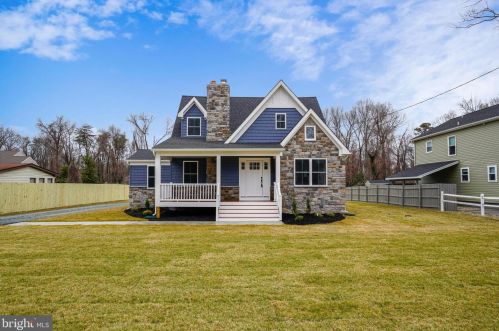 22 Chestnut Hill Ave, Severna Park, MD 21146-1102