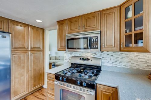 17474 Bellewood Cir, Denver CO  80015-2011 exterior