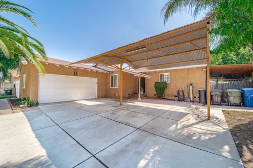 2743 6th St, Rialto, CA 92376-5324