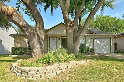 12208 Donington Dr, Austin, TX 78753-6808