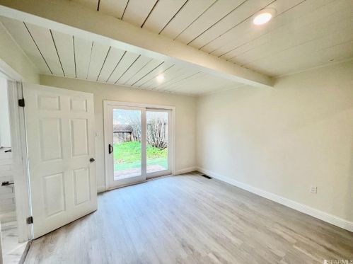 2847 Avon Ave, Concord CA  94520-5432 exterior