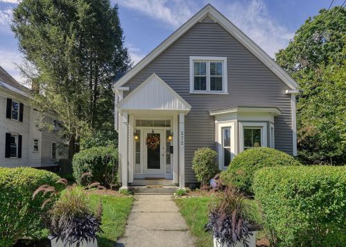 272 Court St, Keene, NH 03431-3450