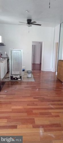 3339 16th St, Philadelphia, PA 19140-4902