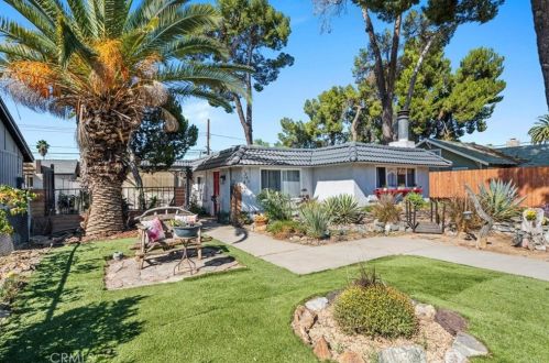 1733 Orange St, Redlands, CA 92374-2254