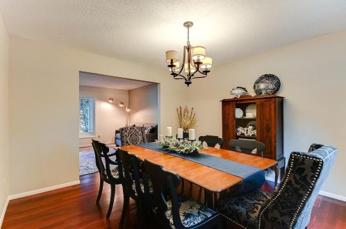 1810 Evergreen Ct, Saint Paul MN  55125-2301 exterior