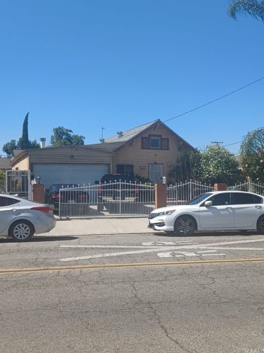 2321 Stockwell St, Compton, CA 90222-3035