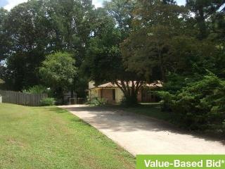 4561 Oakland Ter, Mableton, GA 30126-1337