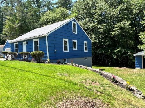1132 Riverside Dr, Fabyan, CT 06255-1125
