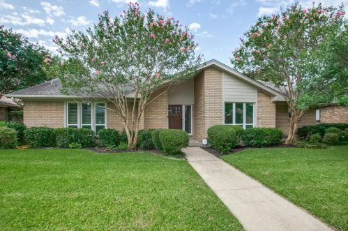 7240 Foxworth Dr, Dallas, TX 75248-3034