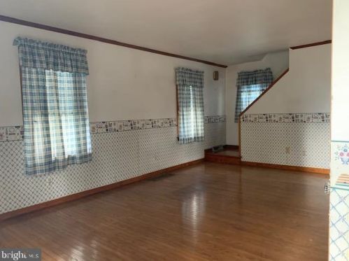 315 Pleasant St, Hanover, PA 17331-2624