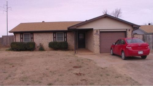620 Plainview, Waukomis, OK 73773-9503