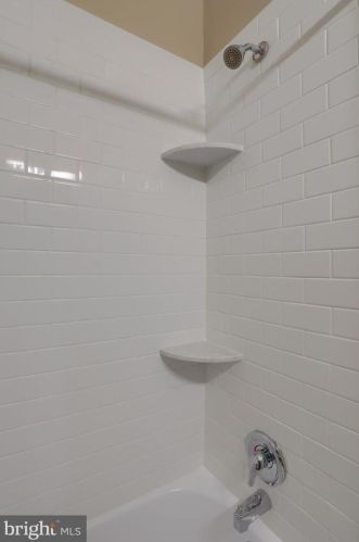 26 Vine St, Lancaster PA  17603-5259 exterior