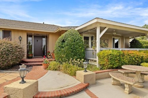 1215 Mira Monte Dr, Redlands, CA 92373-6500