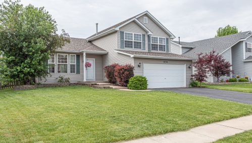 6716 Desert Dr, Plainfield, IL 60586-6593