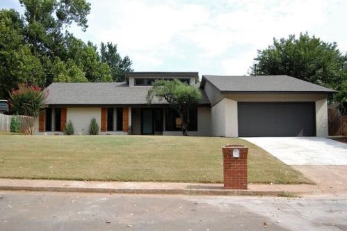 2516 Bent Trail Rd, Edmond, OK 73012-4522