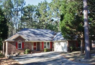 1206 Hardister St, Aberdeen, NC 28315-3930