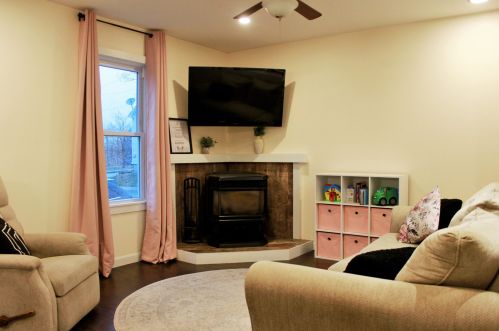 18 Chester Ct, Laconia, NH 03246-2609