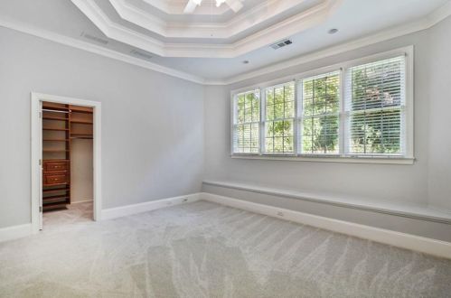 1066 Hedge Rose Ct, Atlanta GA  30324-2781 exterior