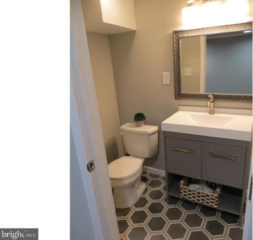 1431 53 St, Philadelphia PA 19143-4903 exterior