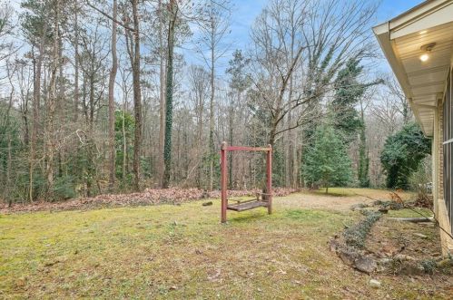 558 Larchmont Dr, Atlanta GA  30318-7112 exterior