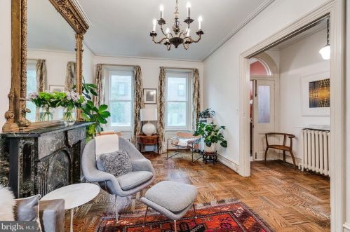 1307 Ellsworth St, Philadelphia PA  19147-4415 exterior