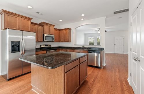 2077 Chilhowee Dr, Johns Island SC  29455-8198 exterior