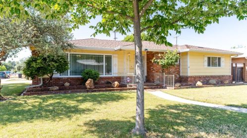 1434 Locke Rd, Modesto, CA 95355-4221