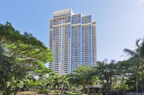 1551 Ala Wai Blvd, Honolulu HI  96815-1011 exterior